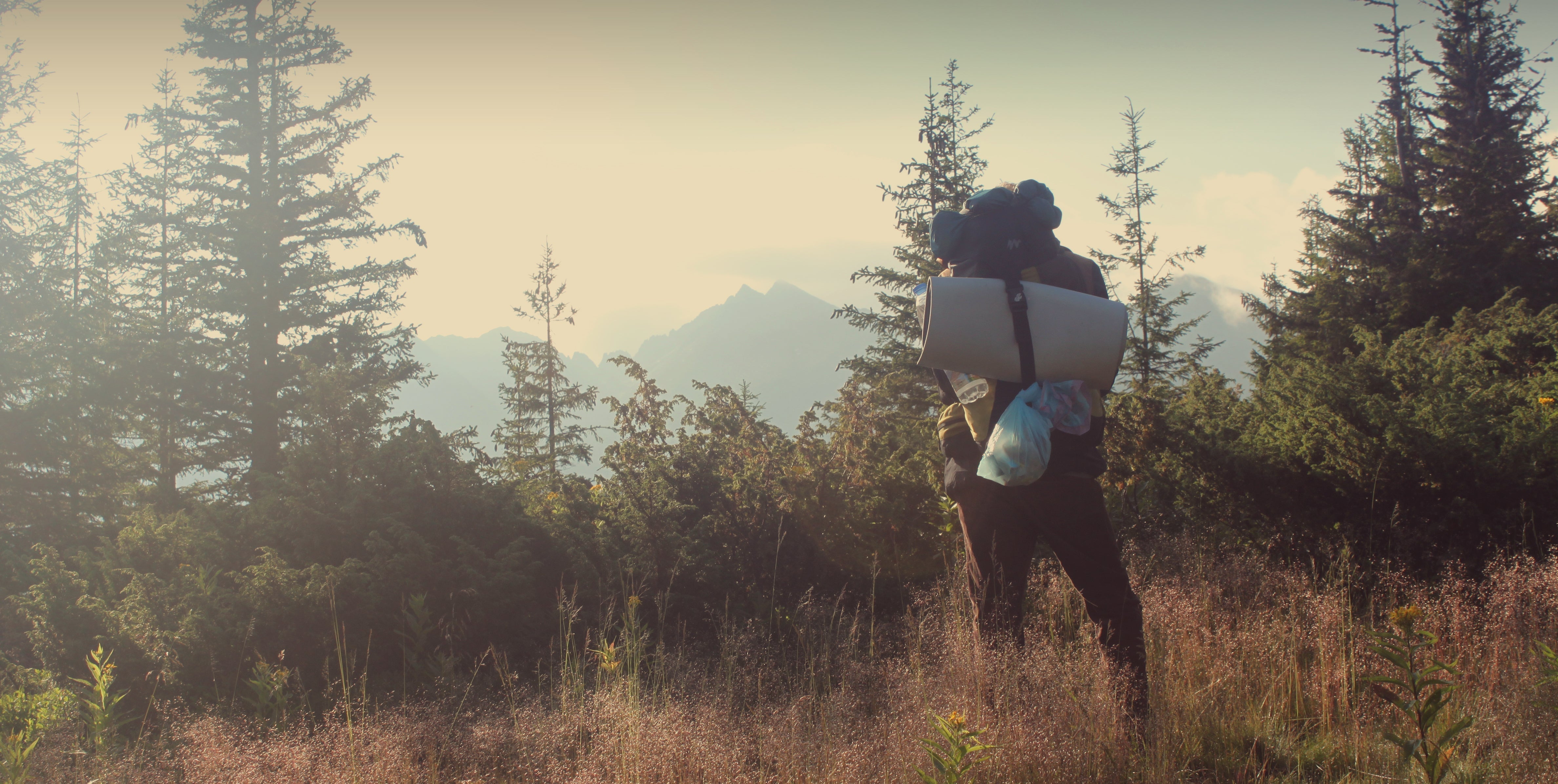 8 VERY VITAL Pieces of Gear Every Backpacker Will Definitely Need - Malo'o Racks