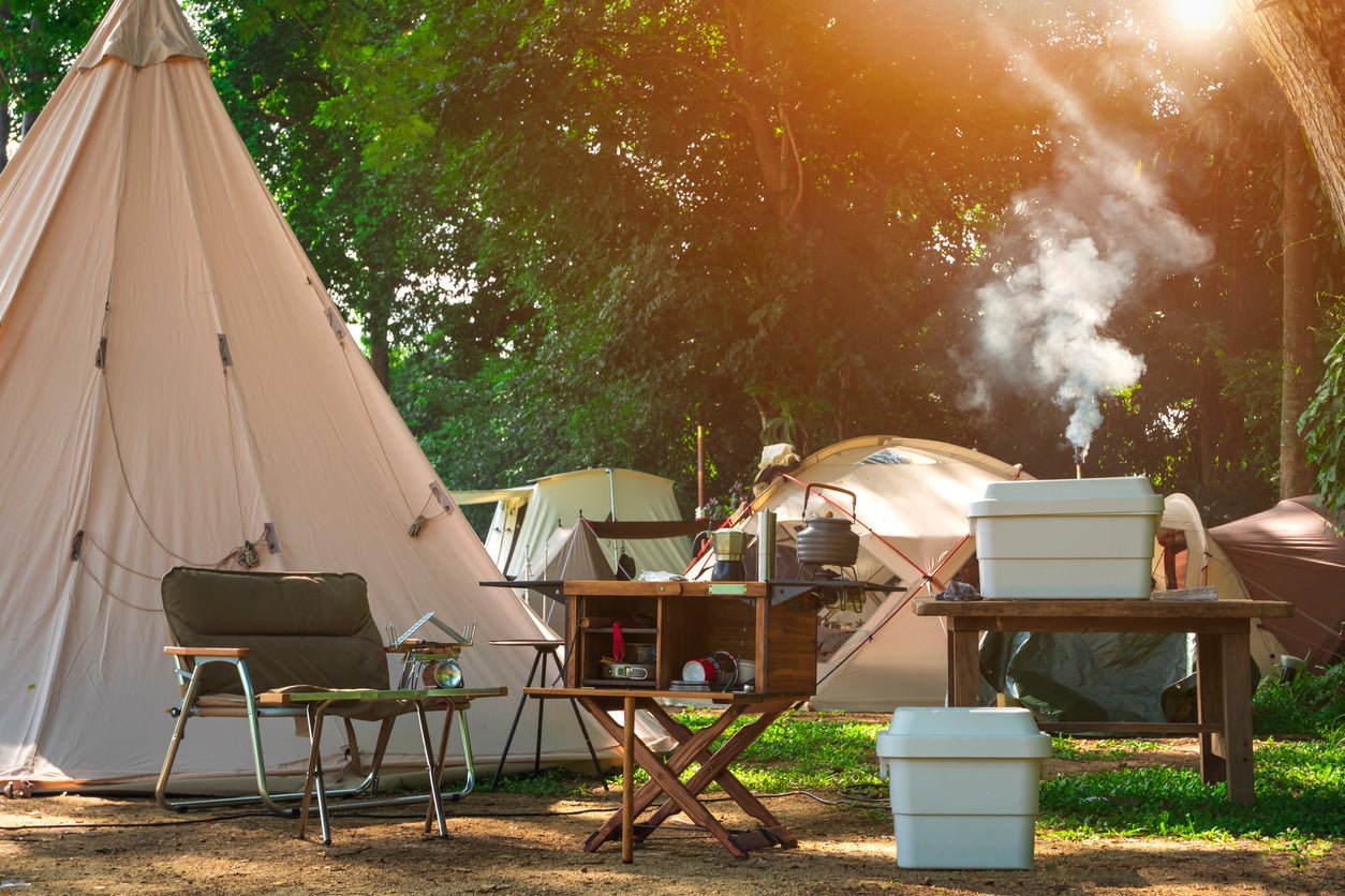 A Beginner's Guide to Outdoor Adventure Gear: Must-Haves and Smart Buys - Malo'o Racks