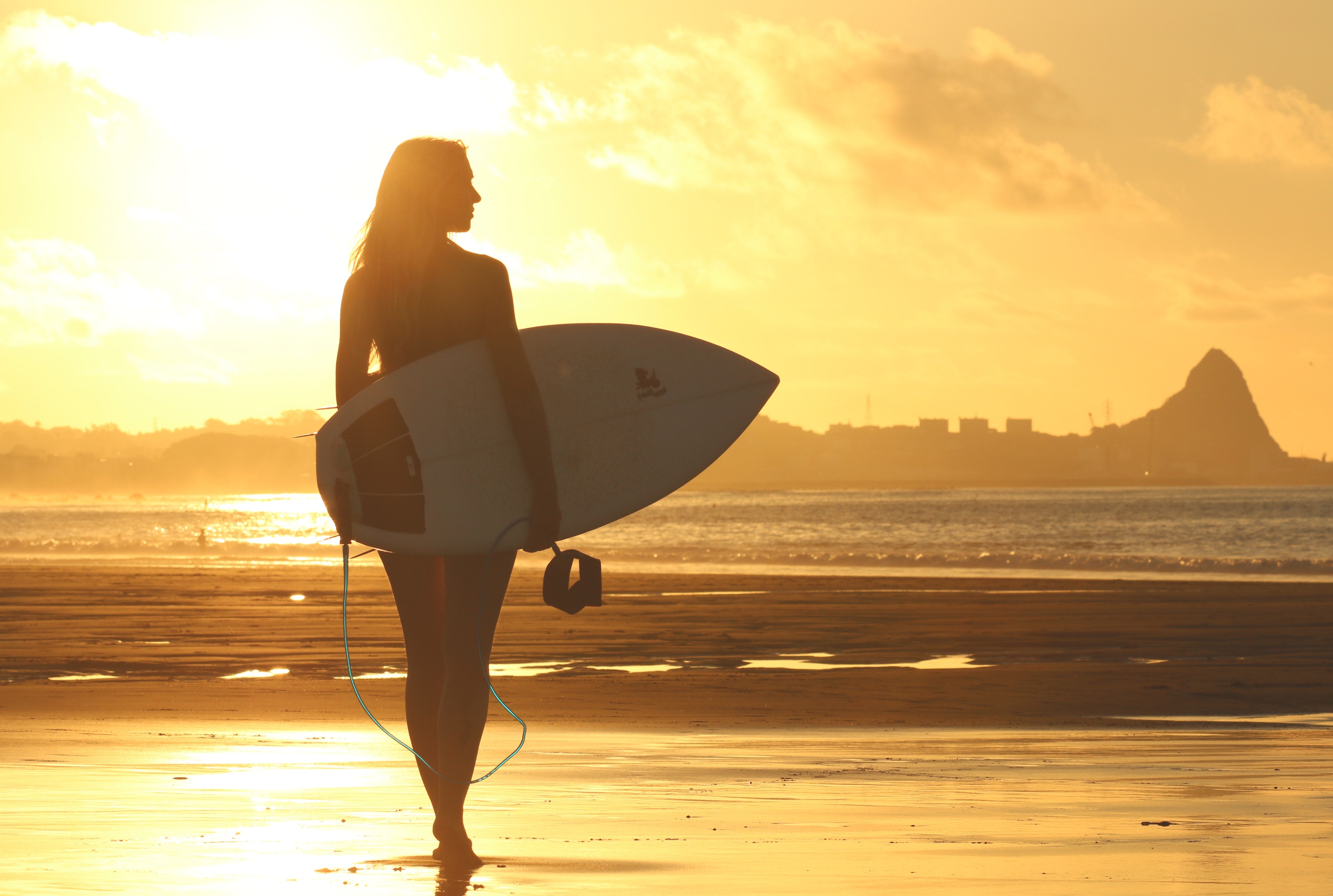 How to Carry Your Surfboard - Malo'o Racks