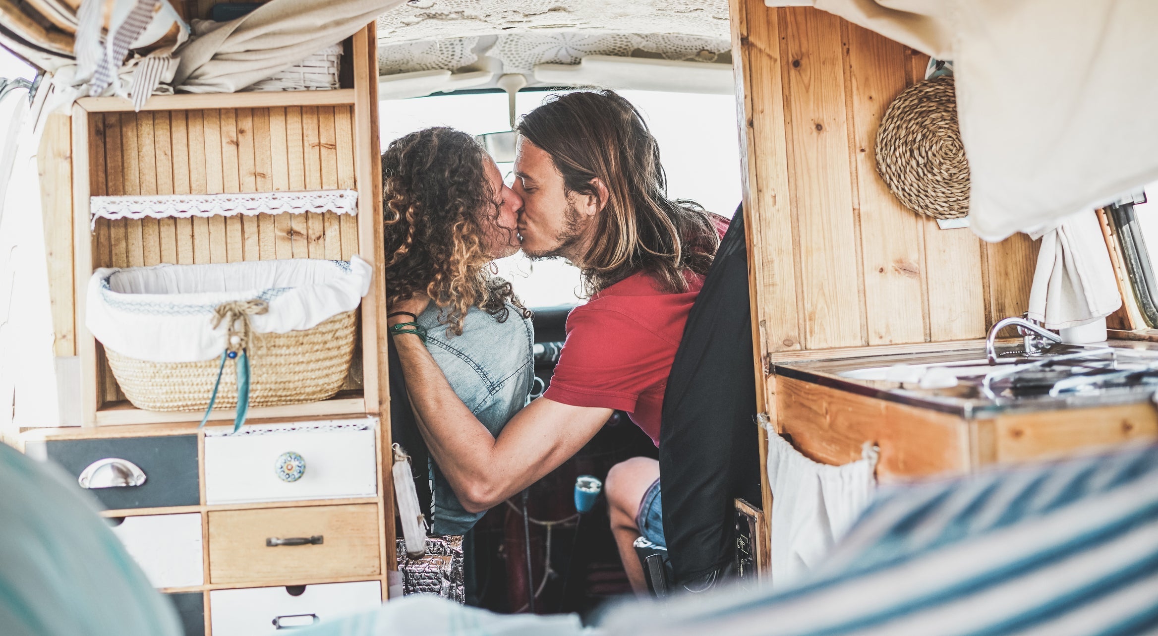 How to Van Life Right! - Malo'o Racks
