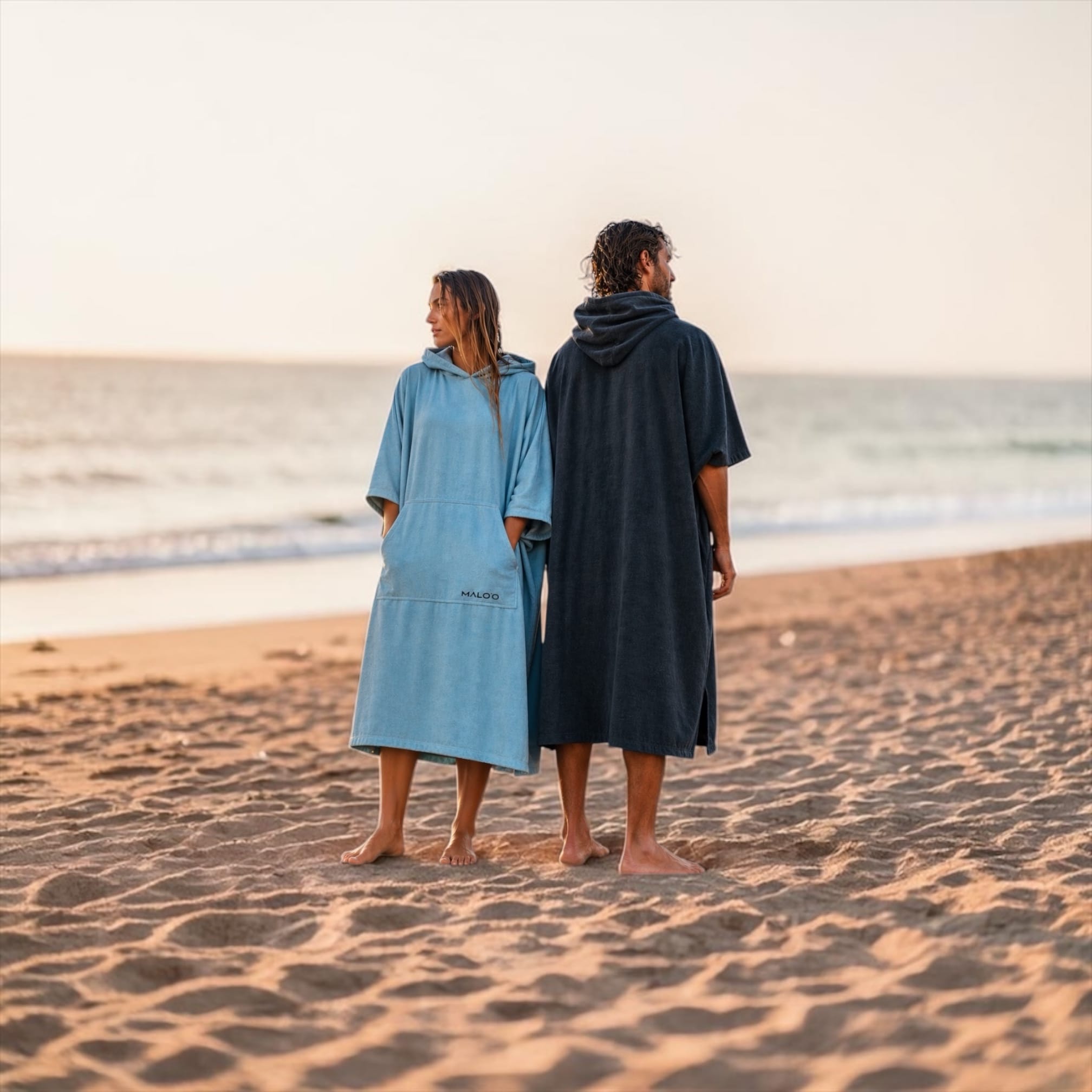 Avo Changing Poncho– Comfortable Surf & Beach Poncho for Outdoor Life - Malo'o Racks